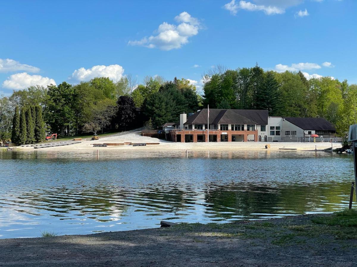 Lake Ariel Family Chalet Exteriör bild